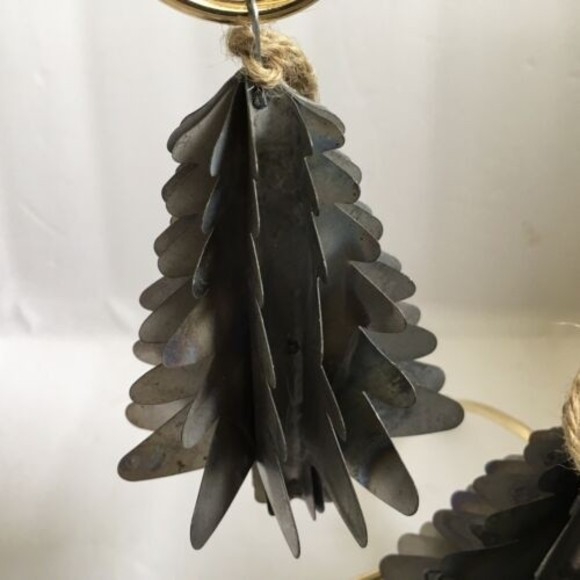 2 Christmas Ornament Metal TREES 3D Rustic - Picture 3 of 5